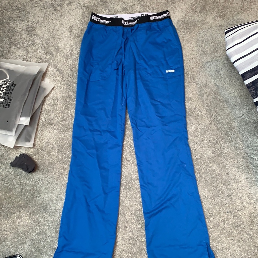 Greys anatomy blue scrubs